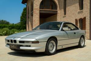 Immagine 1/50 di BMW 850i (1990)