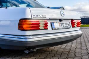 Image 30/175 of Mercedes-Benz 420 SE (1986)
