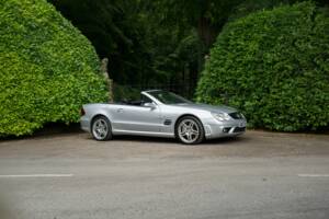 Image 8/23 de Mercedes-Benz SL 55 AMG (2007)