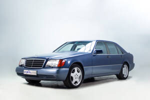 Image 3/28 de Mercedes-Benz 600 SEL (1993)