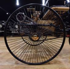 Image 37/50 of Benz Patent-Motorcar Number 1 Replica (1886)