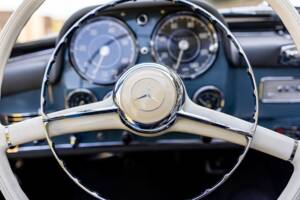 Image 42/56 of Mercedes-Benz 190 SL (1956)