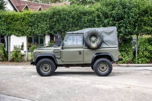 Bild 17/41 von Land Rover Defender 90 Td5 (1998)