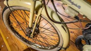 Imagen 10/12 de Lohner Motobécane Mobylette AV44 (1900)