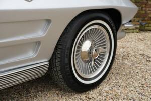 Image 36/50 of Chevrolet Corvette Sting Ray (1963)