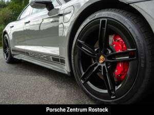 Bild 7/37 von Porsche Taycan 4S Sport Turismo (1900)