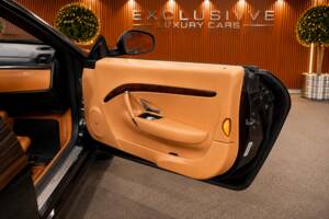 Bild 33/59 von Maserati GranCabrio 4.7 (2010)