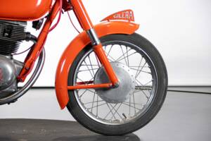Image 33/50 de Gilera Giubileo 175 Sport (1963)