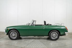 Image 9/50 of MG MGB (1964)