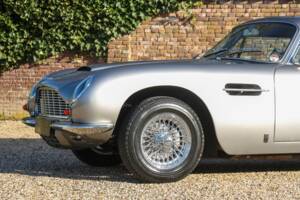 Bild 30/50 von Aston Martin DB 6 (1968)