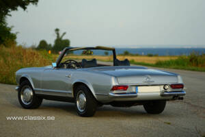 Image 3/18 de Mercedes-Benz 280 SL (1969)