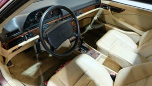 Image 12/23 of Mercedes-Benz 560 SEC (1987)