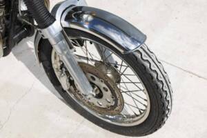 Image 18/27 of Norton DUMMY (1972)