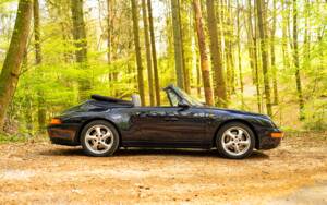 Immagine 7/47 di Porsche 911 Carrera (1994)