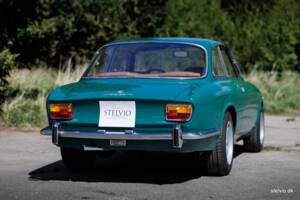Bild 9/39 von Alfa Romeo 1750 GT Veloce (1971)