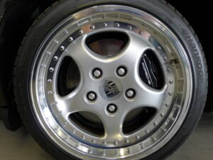 Image 20/36 of Porsche 928 GTS (1994)