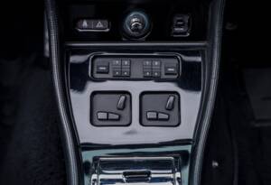 Image 23/28 of Bentley Continental (1988)