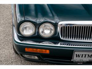 Bild 24/34 von Jaguar XJ6 3.2 Executive (1997)