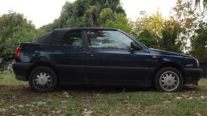 Image 9/50 of Volkswagen Golf III Cabrio 1.6 (1996)