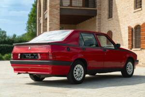 Image 6/45 of Alfa Romeo 75 1.6 (1991)