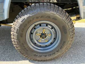 Bild 76/100 von Land Rover Defender 110 (2014)
