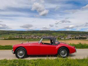 Image 4/24 of MG MGA 1500 (1959)