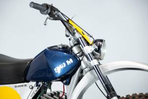 Immagine 11/50 di SWM DUMMY (1975)