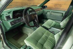 Image 2/19 of Volvo 760 GLE (1983)