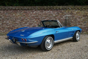 Imagen 2/50 de Chevrolet Corvette Sting Ray Convertible (1964)