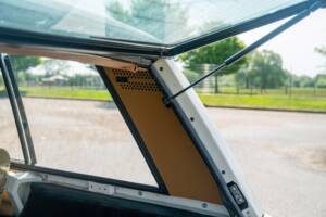Immagine 37/41 di Land Rover Range Rover Classic 3.5 (1971)