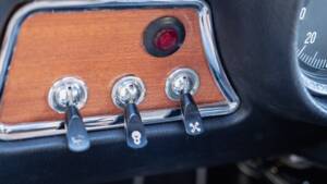 Image 21/54 of Alfa Romeo Giulia GT 1300 Junior (1972)