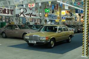 Image 69/76 of Mercedes-Benz 350 SEL (1977)