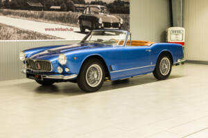 Afbeelding 2/50 van Maserati 3500 GT Spyder Vignale (1960)