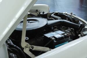 Image 38/50 of Mercedes-Benz 280 SE 3,5 (1969)