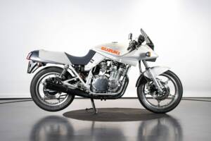 Immagine 5/50 di Suzuki GSX 750S Katana (1982)