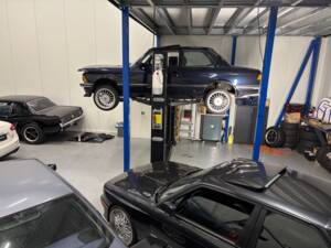 Image 27/28 of BMW 323i (1982)