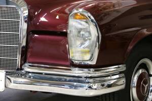 Bild 7/39 von Mercedes-Benz 220 SE b (1964)