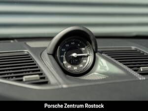 Obraz 13/34 pojazdu Porsche 911 Carrera GTS (1900)