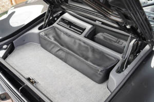 Image 26/50 of Jaguar XJ 220 (1993)