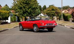 Image 3/41 de MG MGB (1972)
