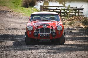 Imagen 9/28 de Austin-Healey 3000 Mk I (BT7) (1960)