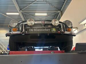Afbeelding 40/54 van MG MGB (1973)