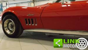 Bild 9/10 von Chevrolet Corvette Stingray (1968)