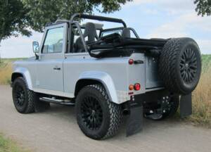 Imagen 10/19 de Land Rover Defender 90 TD4 (2008)