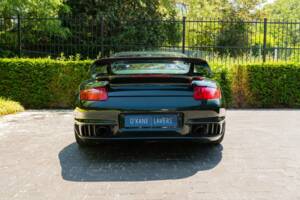 Bild 6/37 von Porsche 911 GT2 (2008)