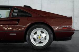 Bild 33/50 von Ferrari 328 GTS (1988)
