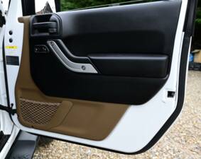 Afbeelding 37/50 van Jeep Grand Cherokee 6.4 V8 SRT (2014)