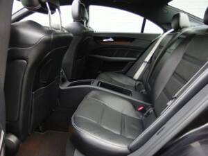 Image 59/97 of Mercedes-Benz CLS 63 AMG S 4MATIC (2013)