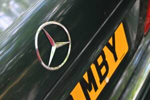Image 46/50 of Mercedes-Benz E 320 (1998)