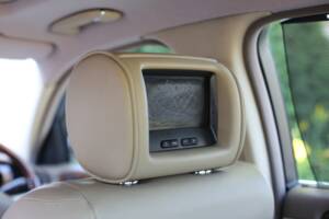 Imagen 40/77 de Jaguar XJ 8 4.2 (2005)